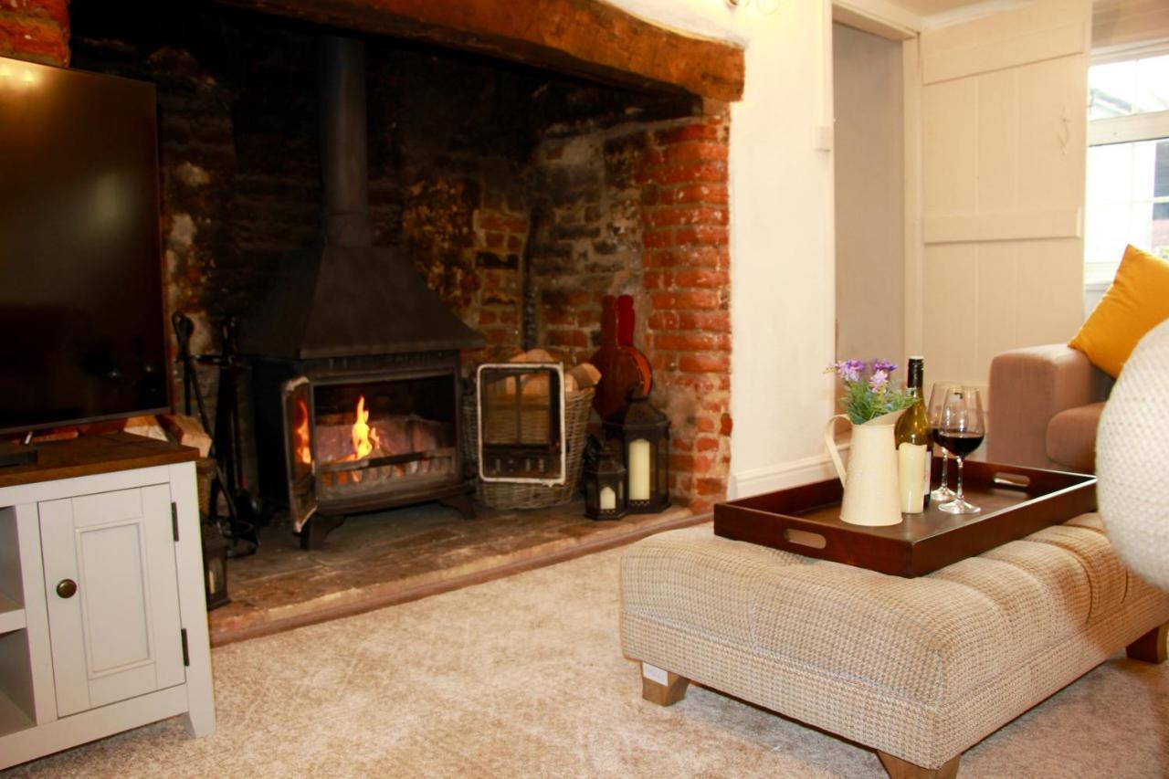 Romantic* Castle On The Hill Cottage *Framlingham Exterior photo