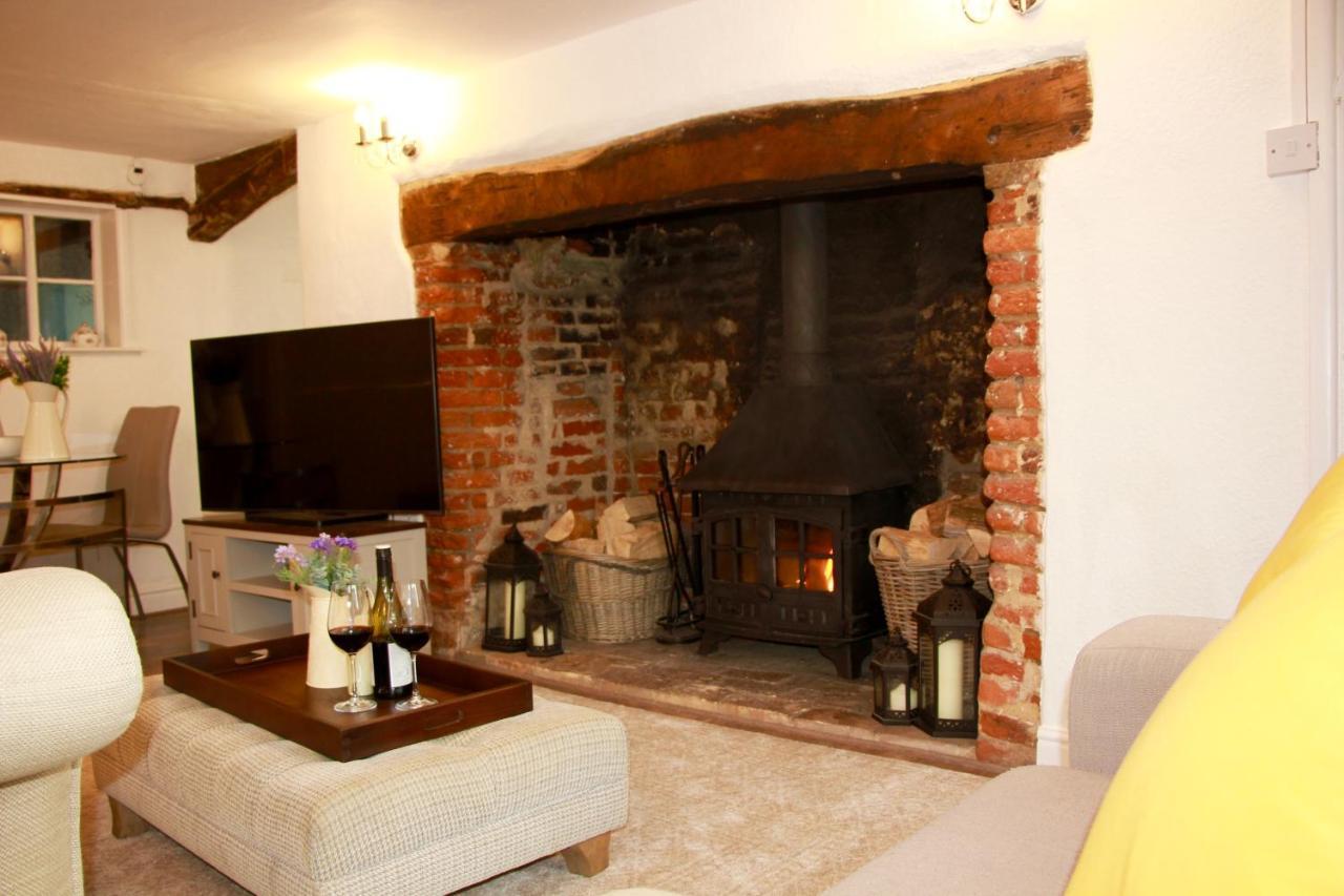 Romantic* Castle On The Hill Cottage *Framlingham Exterior photo